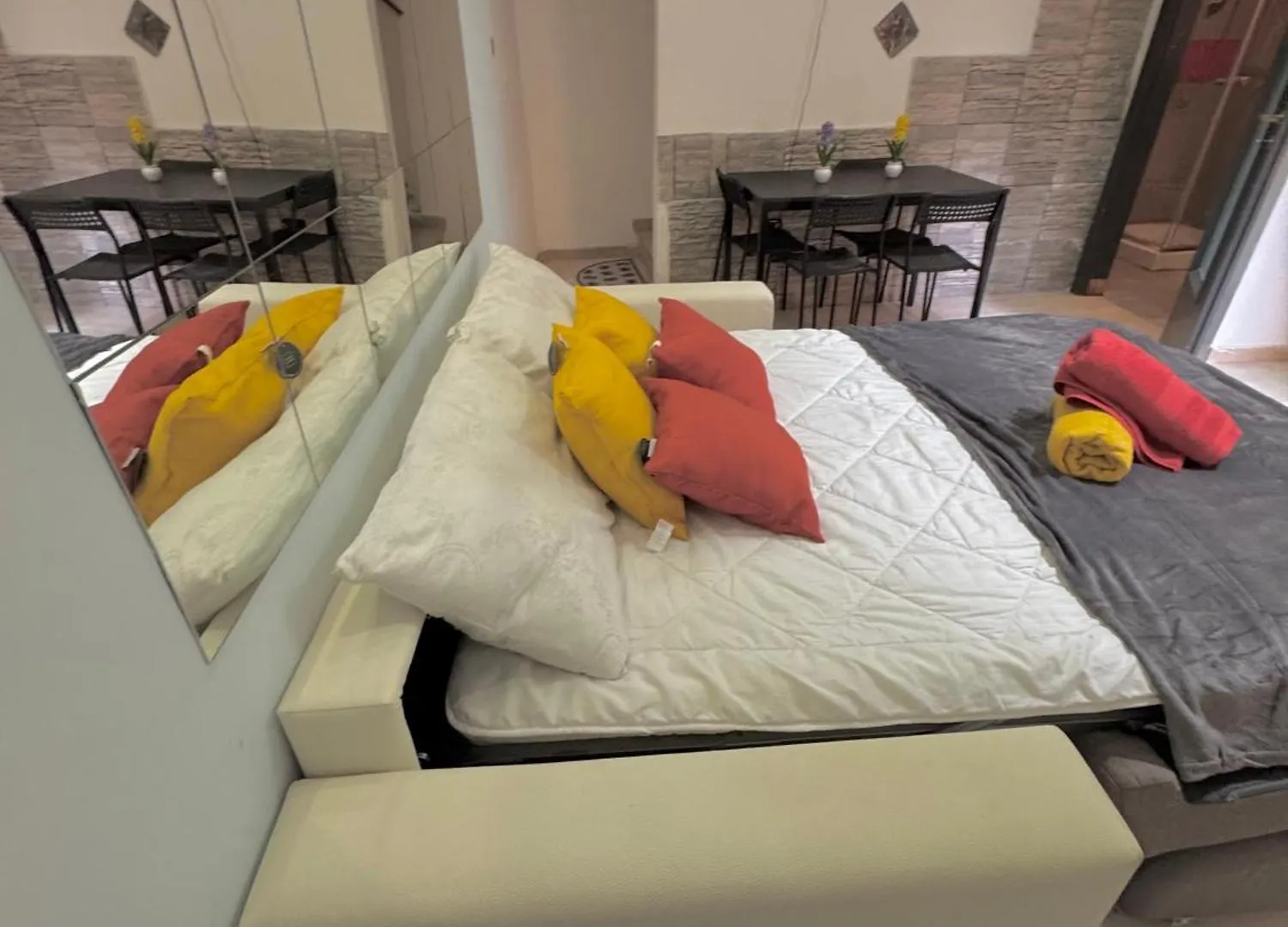 Selena House Apartment Naples 0*,